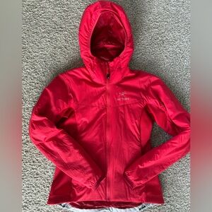 Arc’teryx Atom Lightweight Hoody Jacket size Small